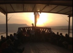Sea_of_Galilee_Sunset_Cruise.JPG